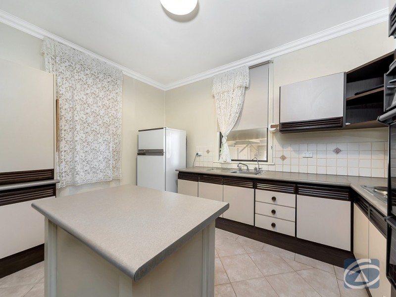 5 Plover Avenue, Thompson Beach SA 5501