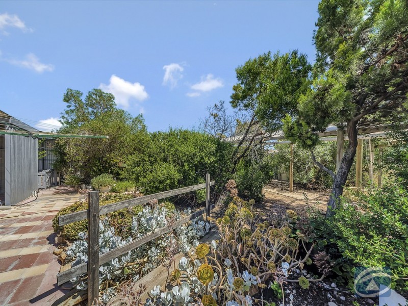 5 Plover Avenue, Thompson Beach SA 5501