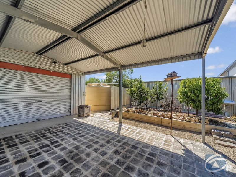 5 Plover Avenue, Thompson Beach SA 5501