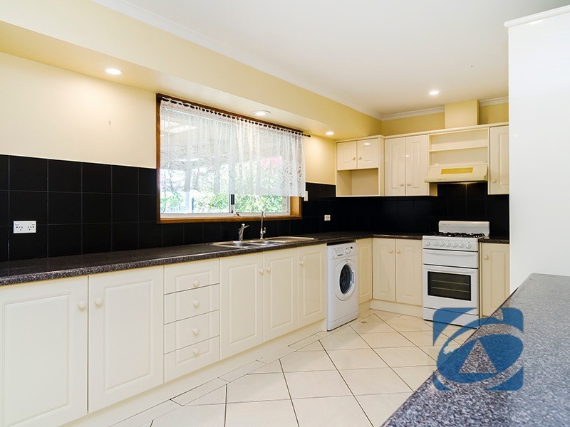 20 Barkley Crescent, Willaston SA 5118