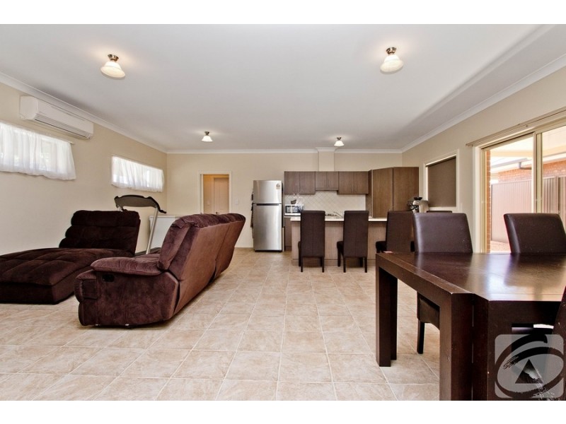 9 Hawick Avenue, Blakeview SA 5114