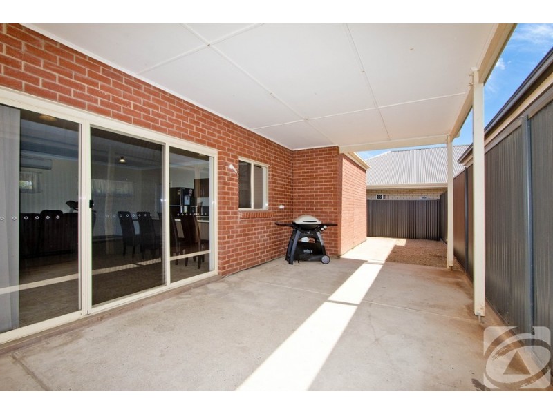 9 Hawick Avenue, Blakeview SA 5114