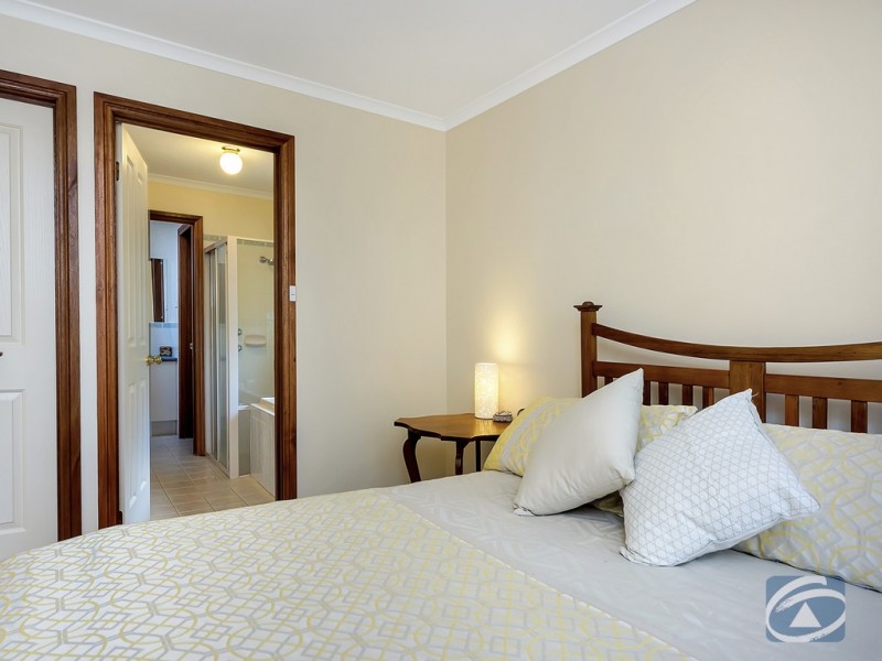 31 Oaklands Circuit, Hewett SA 5118