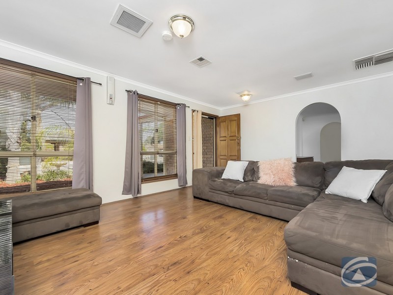 18 Ravan Court, Andrews Farm SA 5114