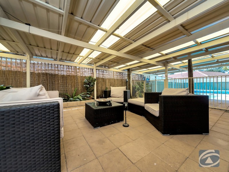 18 Ravan Court, Andrews Farm SA 5114