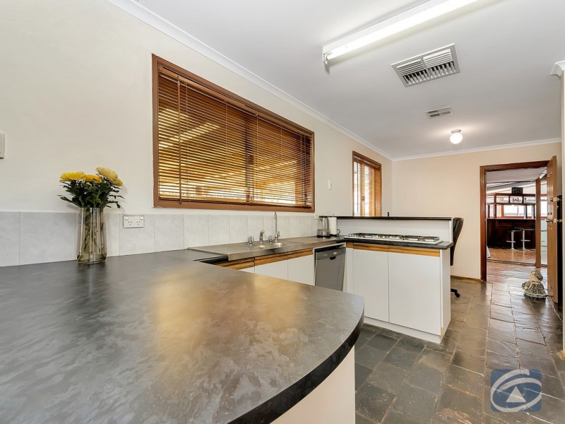 18 Ravan Court, Andrews Farm SA 5114