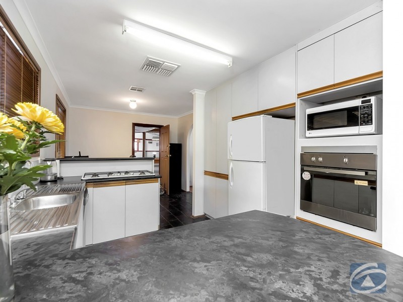 18 Ravan Court, Andrews Farm SA 5114