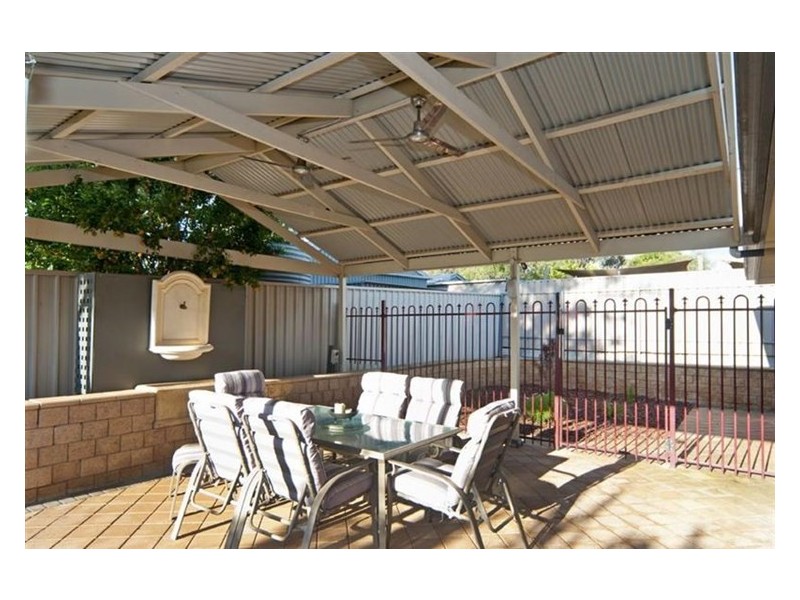 19 Gleeson Grove, Evanston Park SA 5116