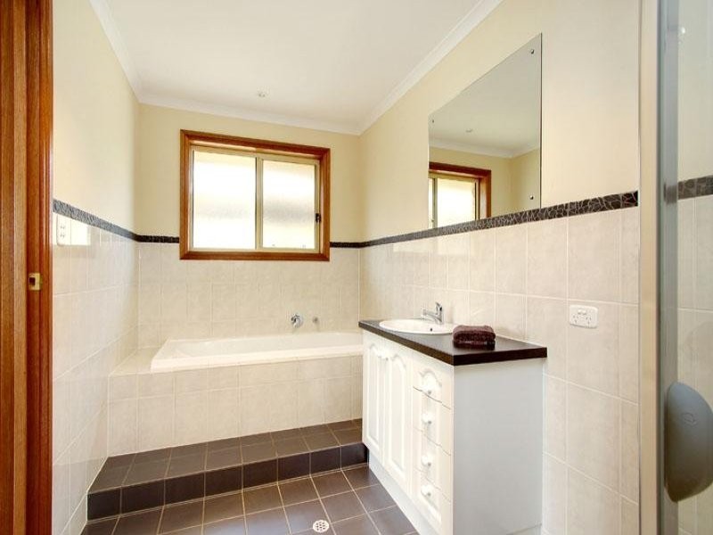 2 Isabel Road, Munno Para West SA 5115