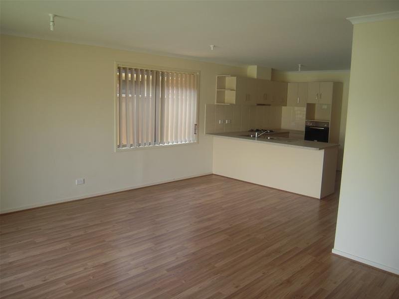 77 Admirality Circuit, Smithfield SA 5114