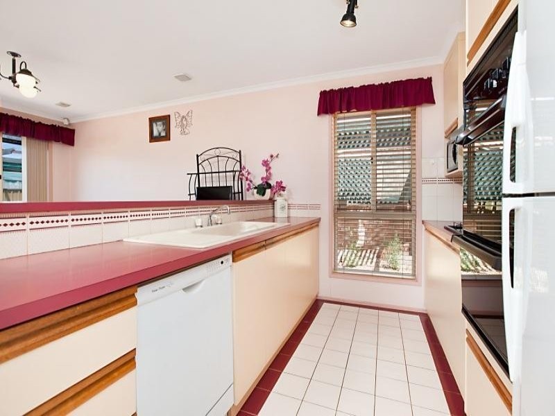 13 Insignia Avenue, Andrews Farm SA 5114