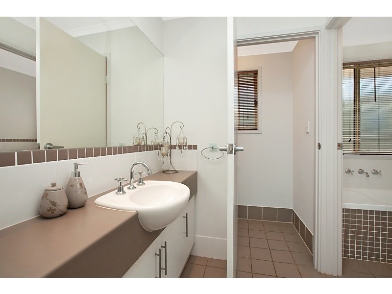 22 Lumsden Court, Evanston Park SA 5116