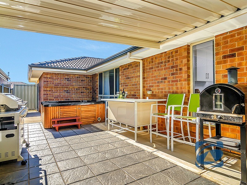 17 Oxford Drive, Andrews Farm SA 5114