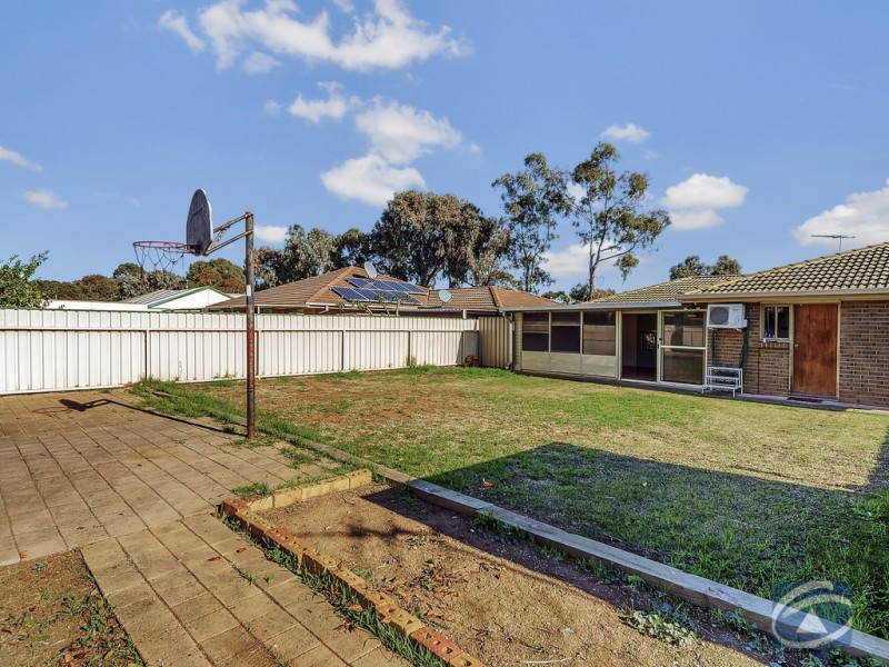 4 McQueen Court, Paralowie SA 5108