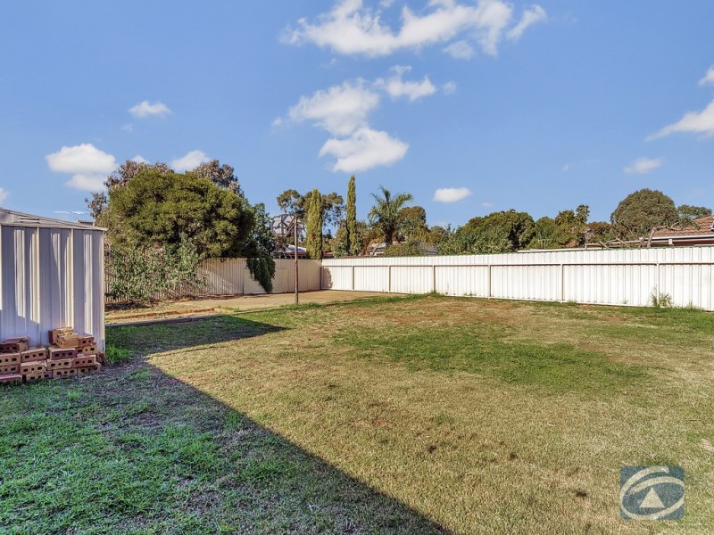 4 McQueen Court, Paralowie SA 5108