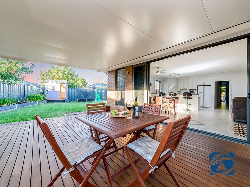 22 Riesling Crescent, Andrews Farm SA 5114