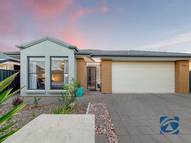 22 Riesling Crescent, Andrews Farm SA 5114