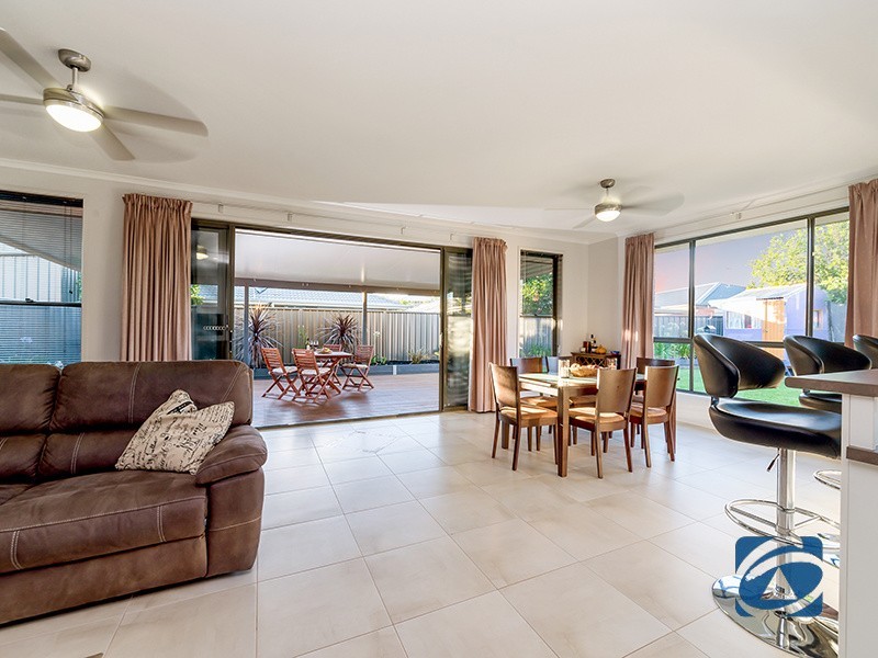 22 Riesling Crescent, Andrews Farm SA 5114