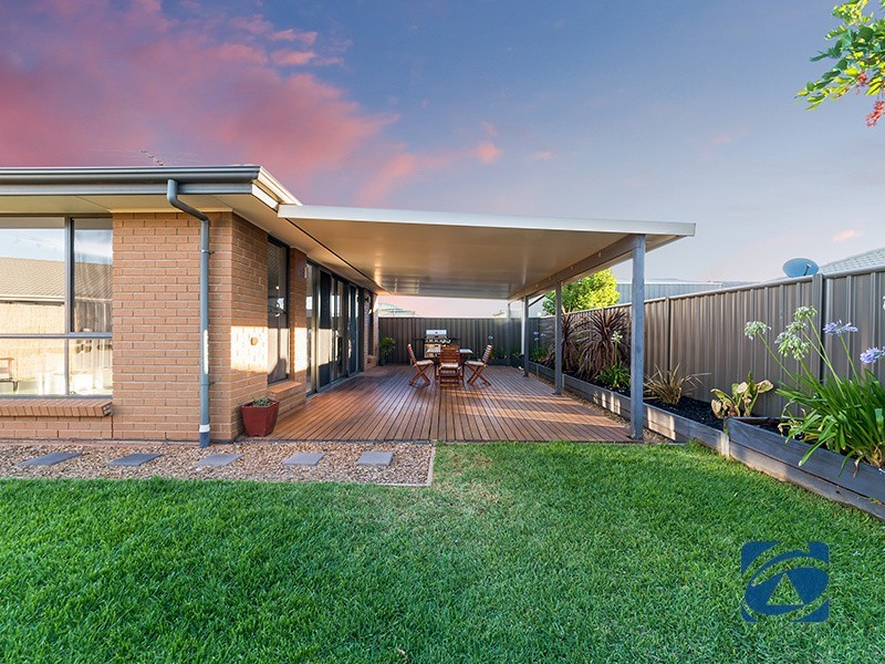 22 Riesling Crescent, Andrews Farm SA 5114