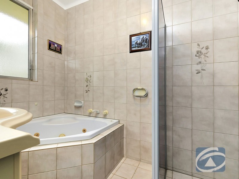 4 Dixon Road, Buchfelde SA 5118