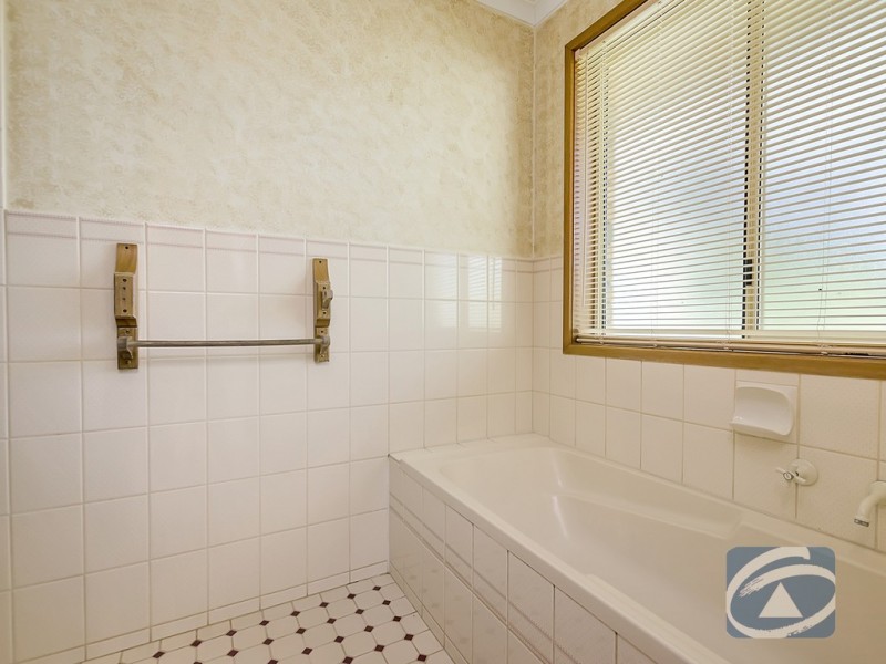 4 Hancock Drive, Lewiston SA 5501