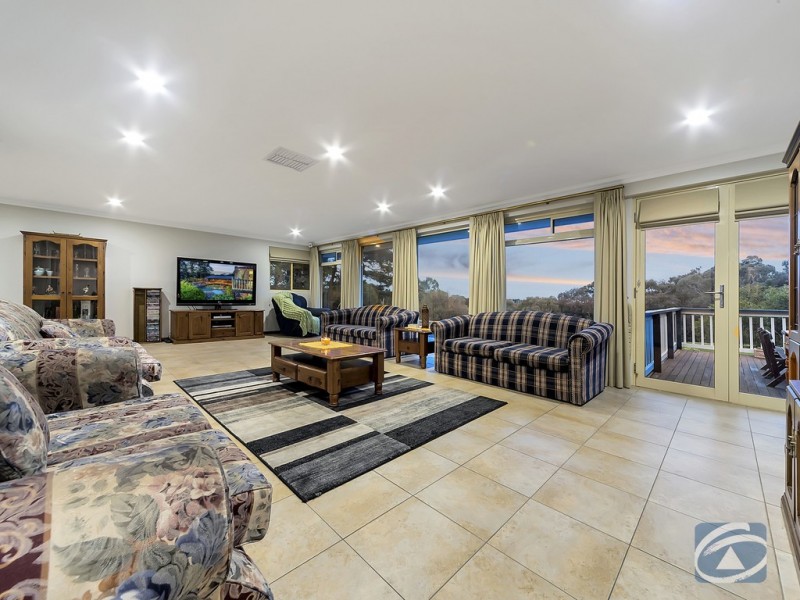 152 Seaview Road, Golden Grove SA 5125