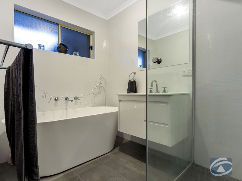 152 Seaview Road, Golden Grove SA 5125