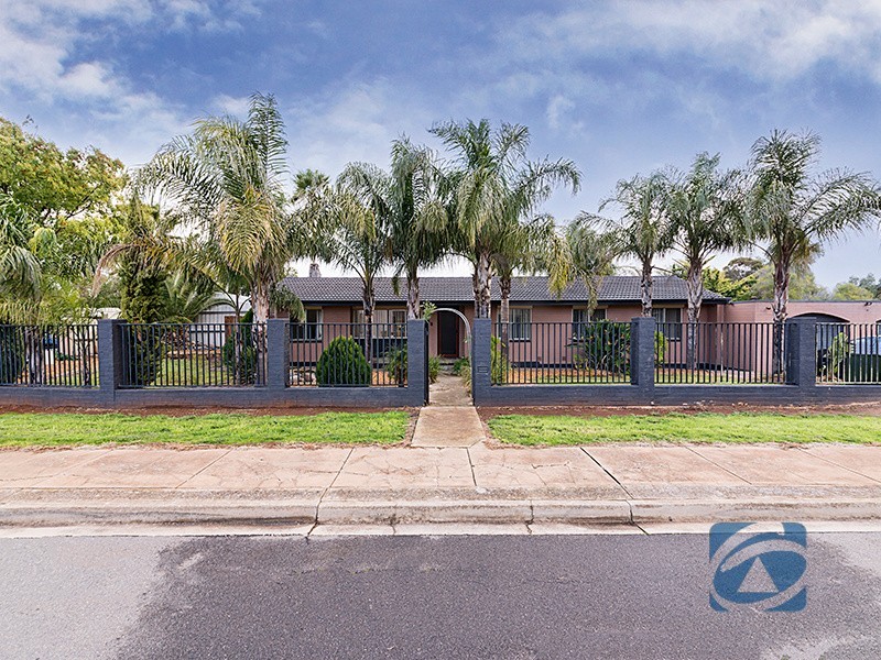 38 Dauntless Crescent, Elizabeth Downs SA 5113