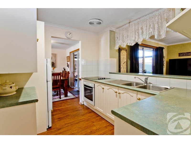 32 Brooks Avenue, Willaston SA 5118