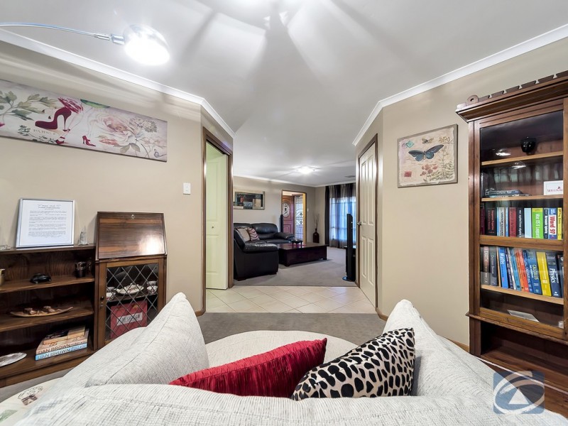 21 Whinnen Street, Evanston Park SA 5116