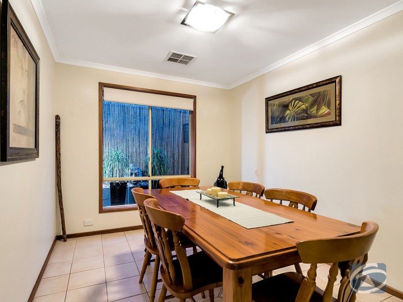 21 Whinnen Street, Evanston Park SA 5116