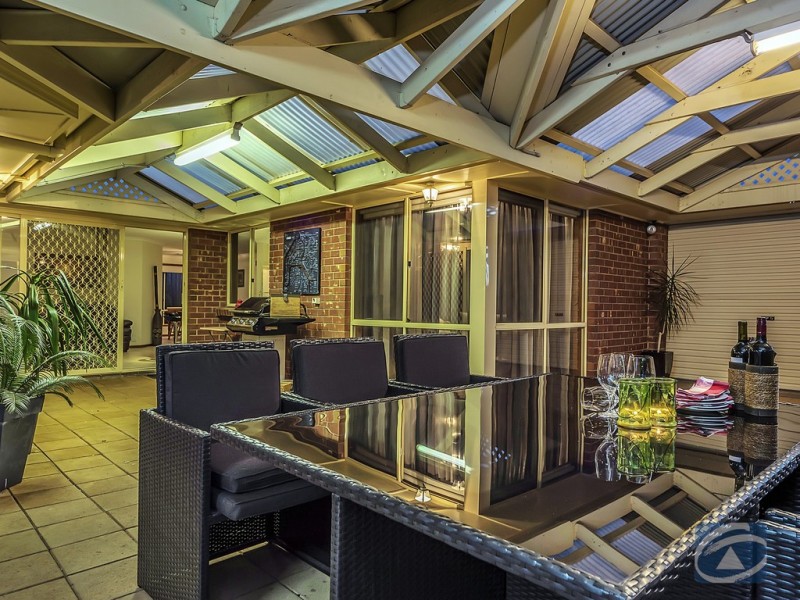 21 Whinnen Street, Evanston Park SA 5116