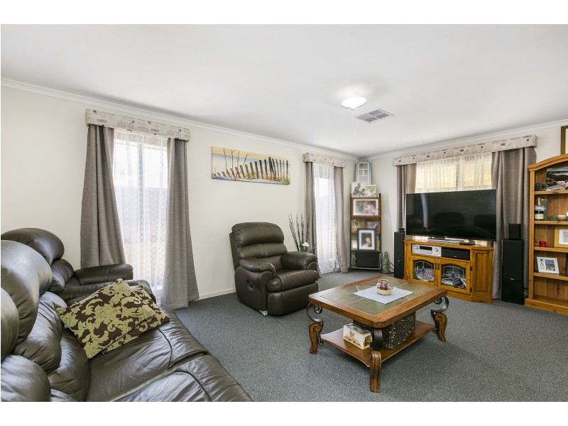 40 Alexandrina Crescent, Andrews Farm SA 5114