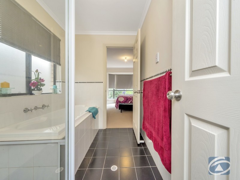 12 Manilla Street, Munno Para West SA 5115