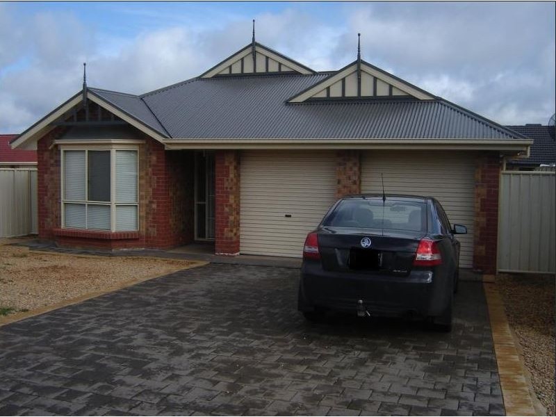 17 Graeber Road, Smithfield SA 5114