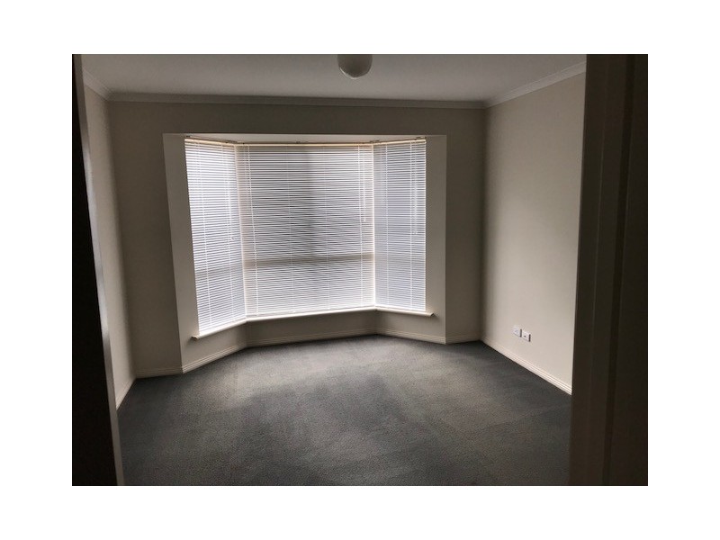 17 Graeber Road, Smithfield SA 5114