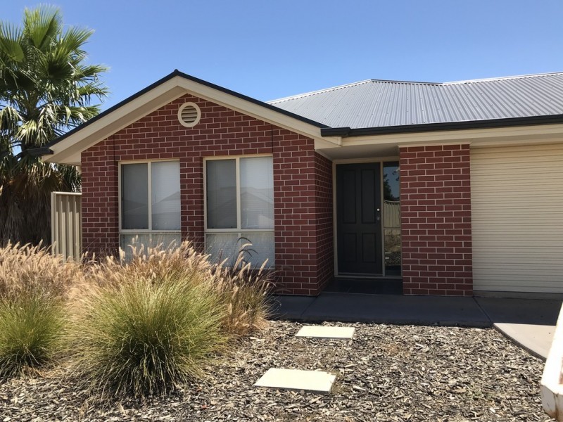 10 Crown Ct, Munno Para West SA 5115