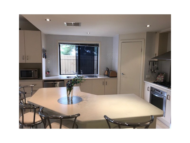 78 Sanctuary Dve, Mawson Lakes SA 5095