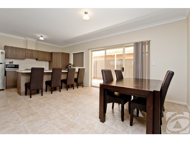 9 Hawick Avenue, Blakeview SA 5114