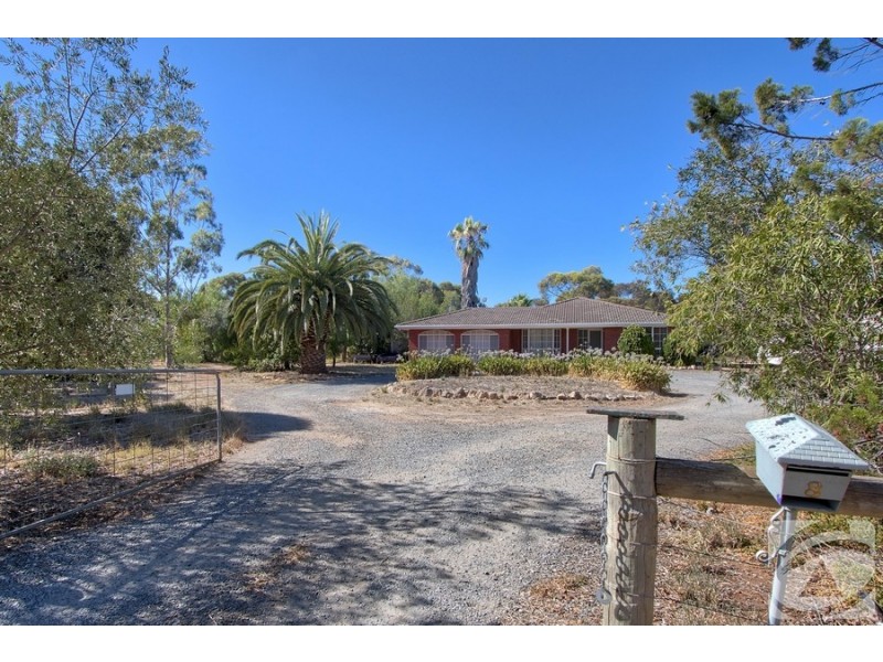 8 Lionel Road, Lewiston SA 5501