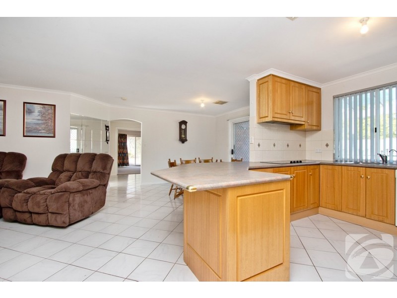 8 Lionel Road, Lewiston SA 5501