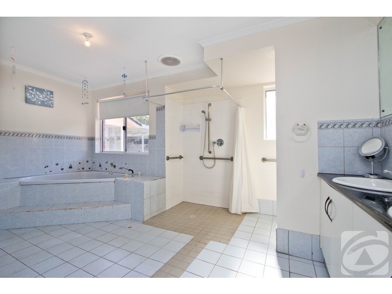 8 Lionel Road, Lewiston SA 5501