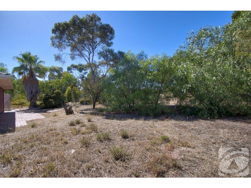 8 Lionel Road, Lewiston SA 5501