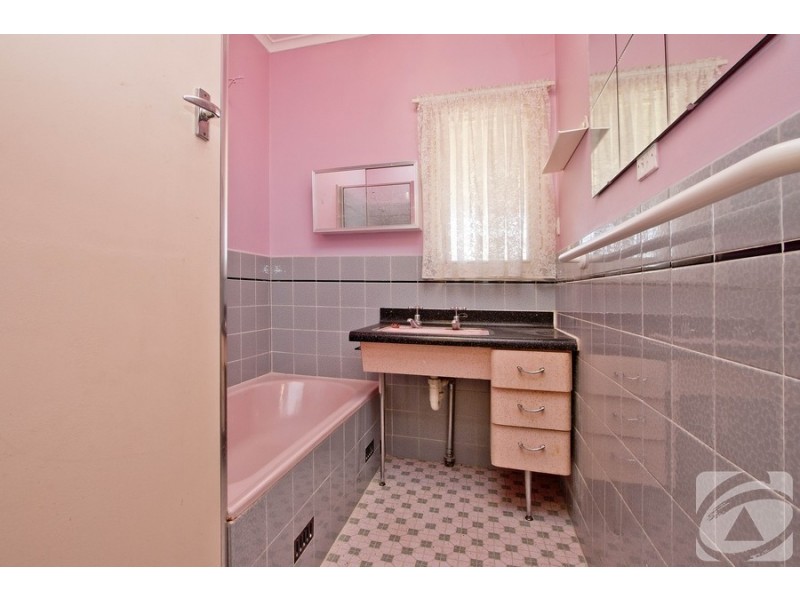 30 Krieg Road, Evanston Park SA 5116