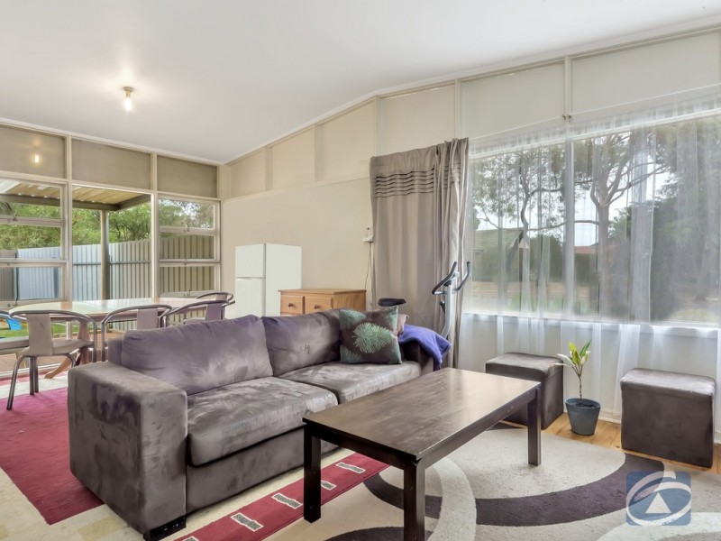 11A Hibiscus Street, Elizabeth Vale SA 5112