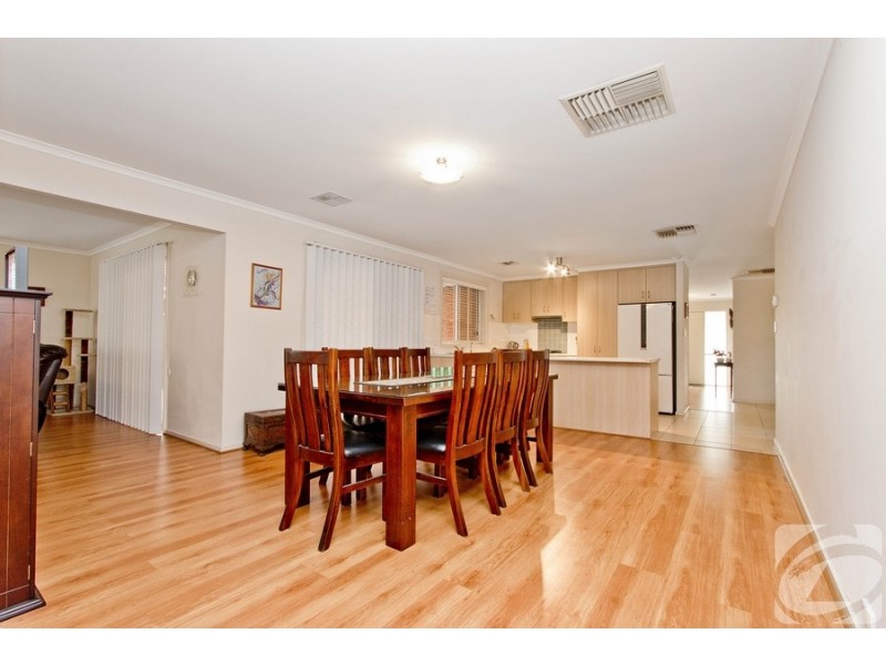 77 Lakeside Drive, Andrews Farm SA 5114