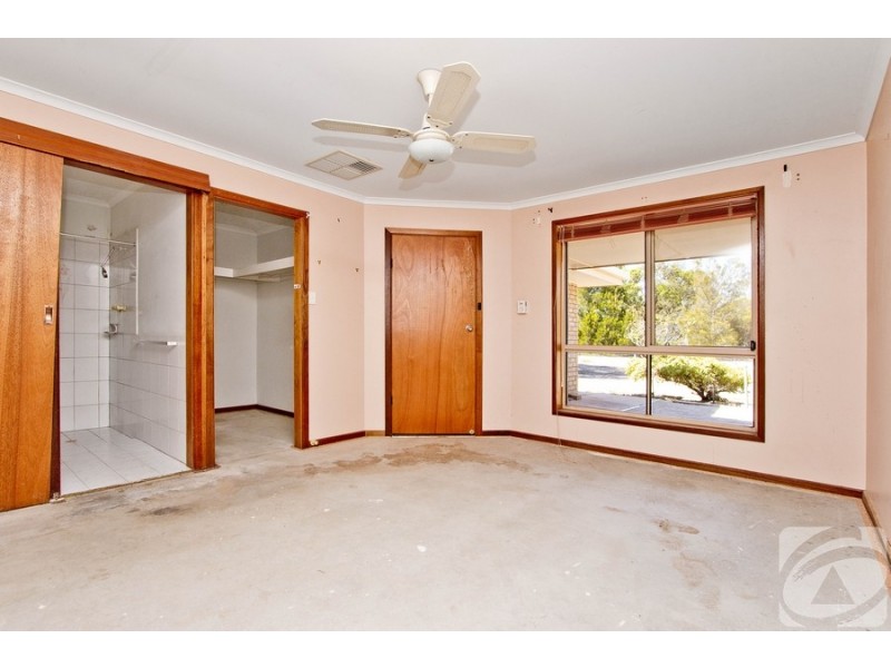 9 Lawrie Road, Lewiston SA 5501