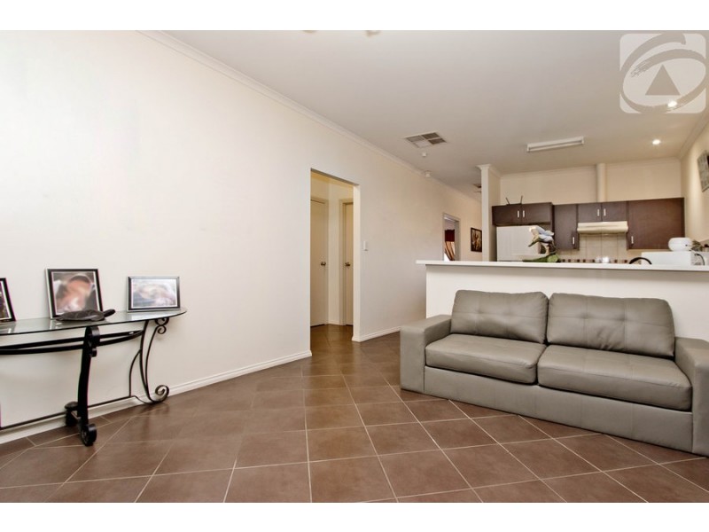 10 Grove Avenue, Elizabeth Park SA 5113