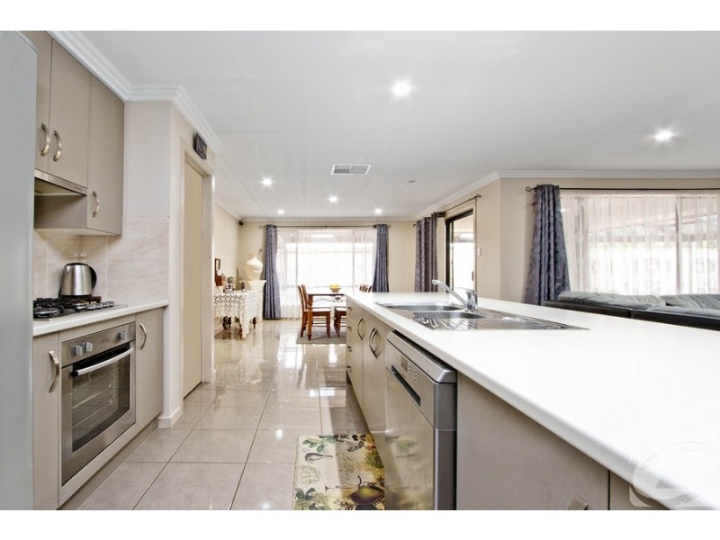 7 Chignell Circuit, Reid SA 5118