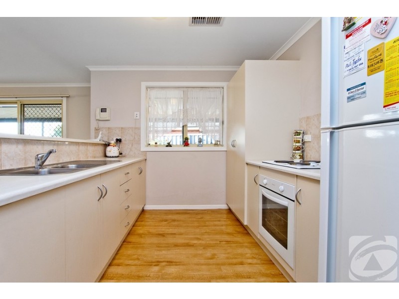 32 Hamra Drive, Smithfield SA 5114